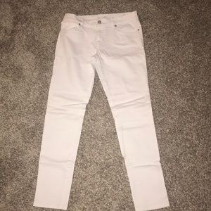 LOFT WHITE RELAXED JEANS